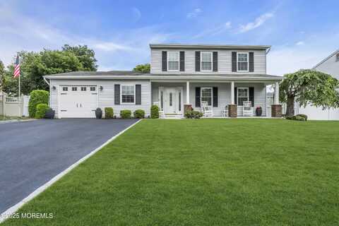 32 Kiwi Loop, Howell, NJ 07731