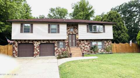 9 Longfellow Terrace, Morganville, NJ 07751