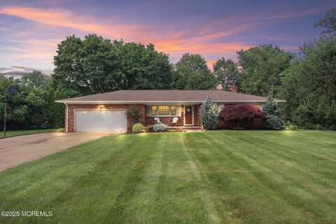 3 Mcelwaine Drive, Freehold, NJ 07728