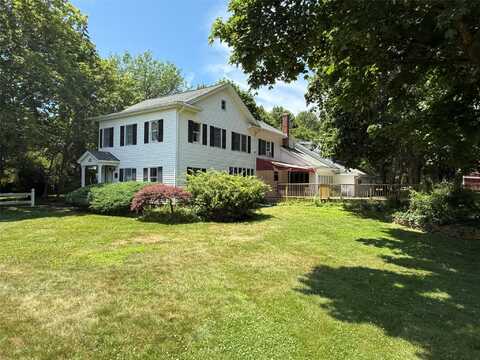 49925 Main, Southold, NY 11971