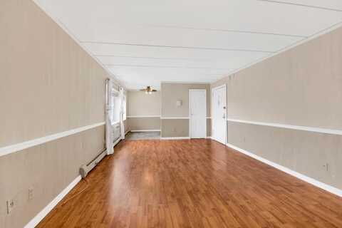 2035 Central Park Avenue, Yonkers, NY 10710
