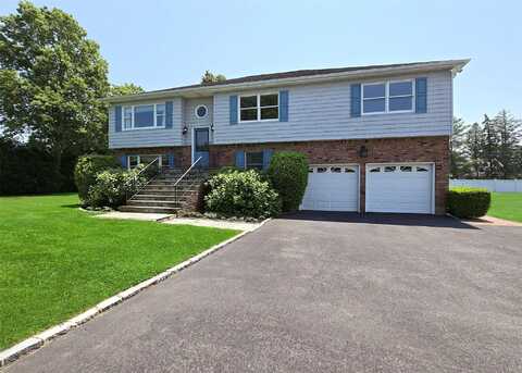 4 Donald Street, Bayville, NY 11709
