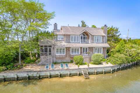295 Towd Point Road, Southampton, NY 11968