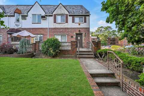 147-33 72nd Drive, Kew Gardens, NY 11367