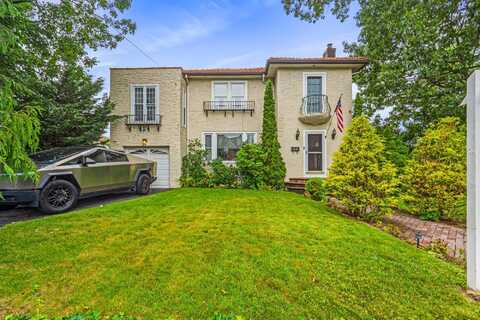1484 164th Street, Beechhurst, NY 11357
