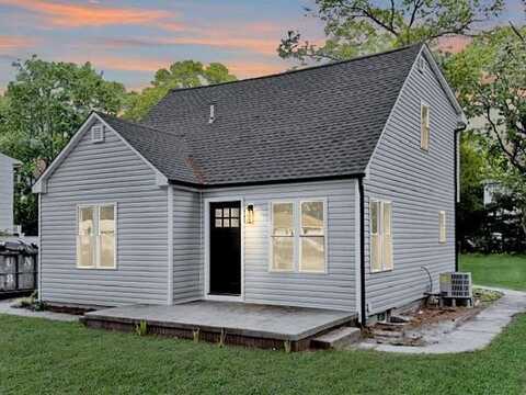 49 Heston Road, Shirley, NY 11967