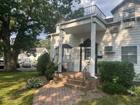 390 Atlantic Avenue, East Rockaway, NY 11518