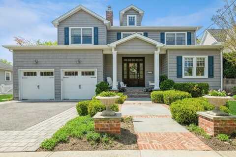 64 Cedar Avenue, Rockville Centre, NY 11570
