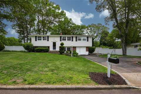 3 Twig Court, East Setauket, NY 11733