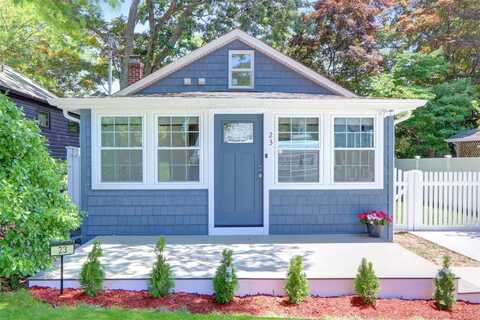 23 Eastport Drive, Sound Beach, NY 11789
