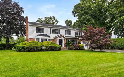42 Locust Street, Garden City, NY 11530