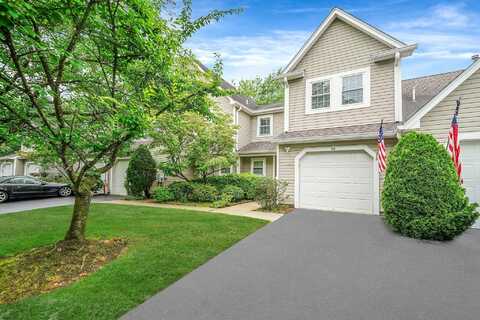 86 Erik Drive, East Setauket, NY 11733
