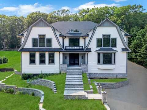 589 Old Bridge Road, Northport, NY 11768