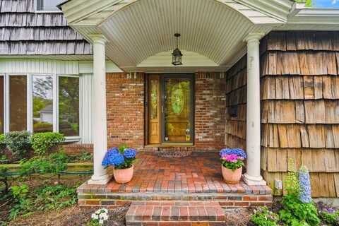3 Erie Court, Jericho, NY 11753