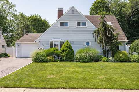 238 Willowood Drive, Wantagh, NY 11793