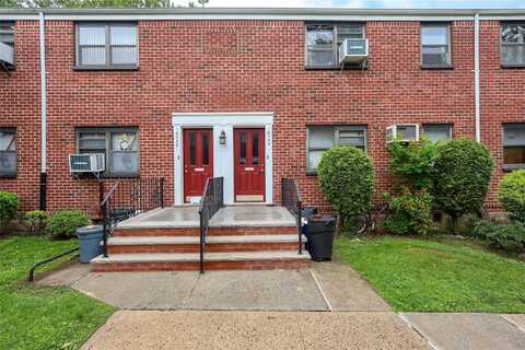 160-54 Willets Point Boulevard, Whitestone, NY 11357