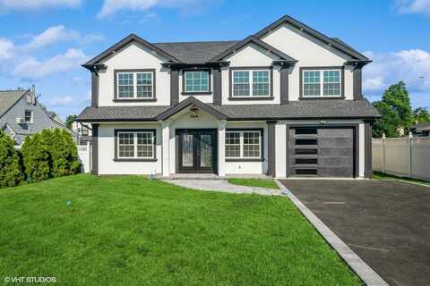 275 Division Avenue, Levittown, NY 11756