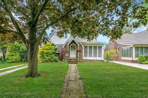 155 Carman Avenue, East Rockaway, NY 11518
