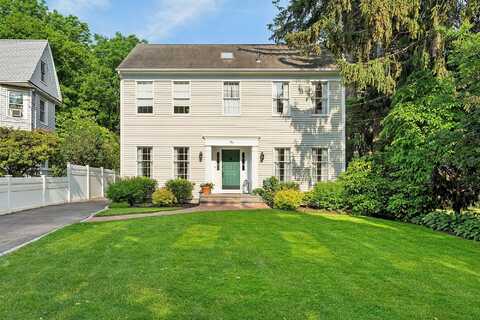 38 Maple Avenue, Northport, NY 11768