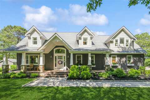 5 Hildreth Road S, Hampton Bays, NY 11946