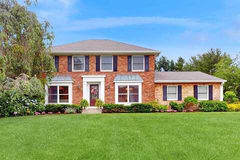 2 Lynbrook Court, Huntington, NY 11743