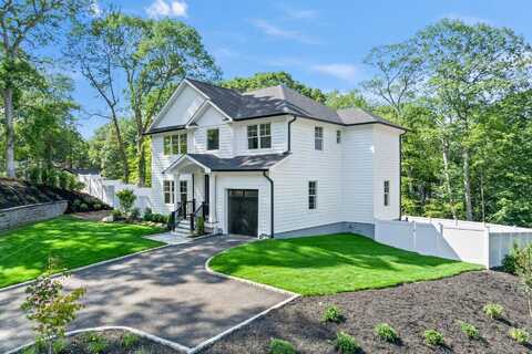 30 Middleville Road, Northport, NY 11768