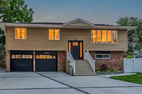 3056 Ann Street, Baldwin Harbor, NY 11510