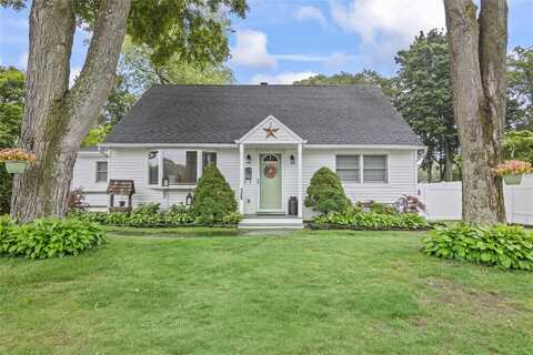 138 Dawn Drive, Centereach, NY 11720