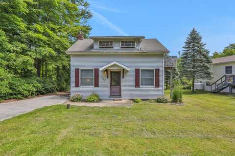525 Myrtle Avenue, Gardiner, NY 12589