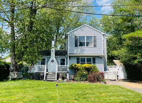 3 Liberty Place, East Patchogue, NY 11772