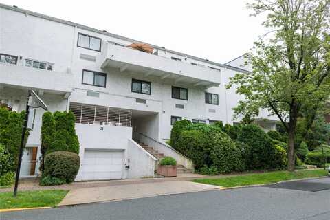 21 Canterbury Road, Great Neck, NY 11021