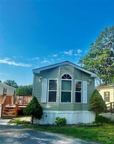 1782 South Road, Wappingers Falls, NY 12590