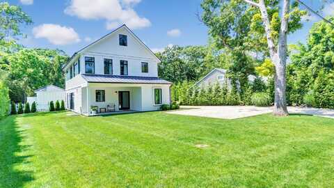 37 Wakeman Road, Hampton Bays, NY 11946