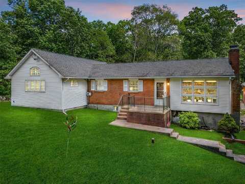 16 Sarvis Lane, Newburgh, NY 12550