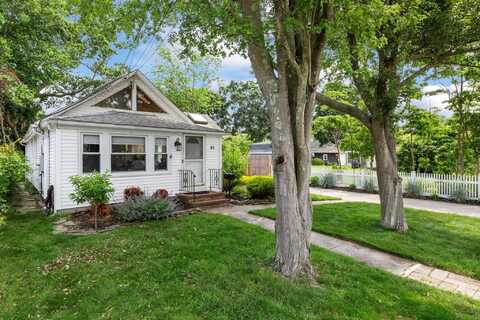 43 Willett Avenue, Sayville, NY 11782