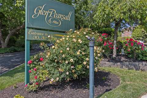 32 Pearsall, Glen Cove, NY 11542
