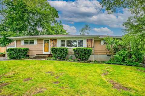 53 Satinwood Road, Rocky Point, NY 11778