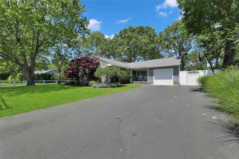 75 Lynncliff Road, Hampton Bays, NY 11946