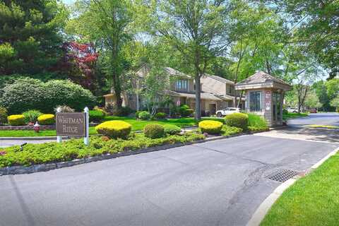 8 Whitman Ridge Drive, Melville, NY 11747