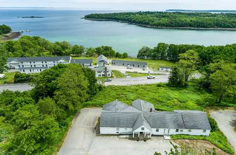 34 Old County Road, Rockport, ME 04841