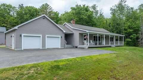125 Carver Road E, Monmouth, ME 04259