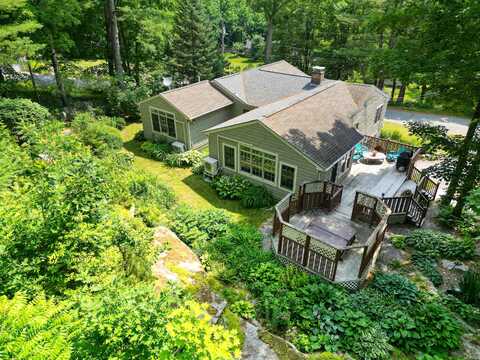 3 The Ledges Street, Hallowell, ME 04347