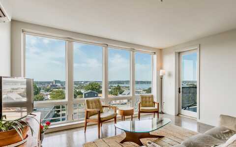 156 Sheridan Street, Portland, ME 04101