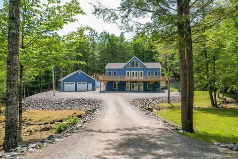 62 McNally Road, Saint Albans, ME 04971