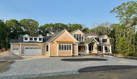 14 Trapps Pond Road, Edgartown, MA 02539