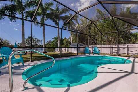 28 Constitution, NAPLES, FL 34112
