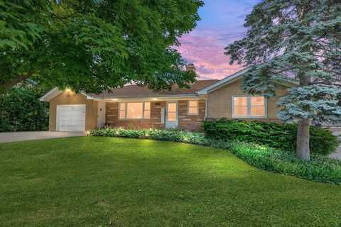 11608 Maple Avenue, Hebron, IL 60034