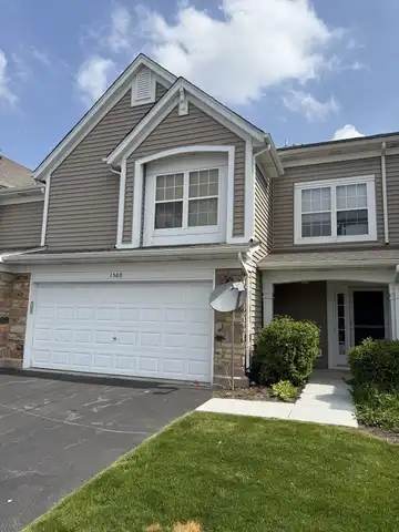 1560 E Chivalry Court, Palatine, IL 60074