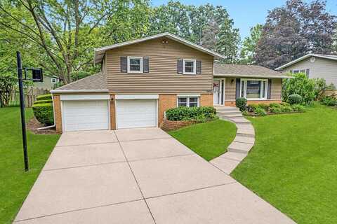 6818 Valley View Drive, Downers Grove, IL 60516