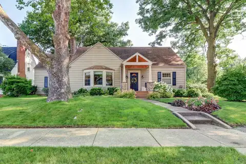 410 W 12th Street, Sterling, IL 61081